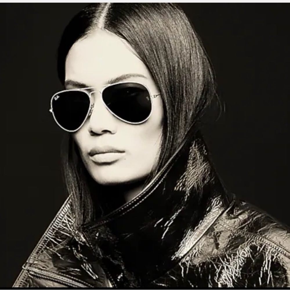 Ray-Ban Aviator Gold Frame Sunglasses with Gradient Pink Tone Lenses - Picture 3 of 7
